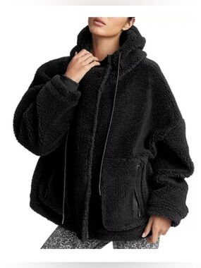 Varley Montalvo sherpa faux fur jacket size S